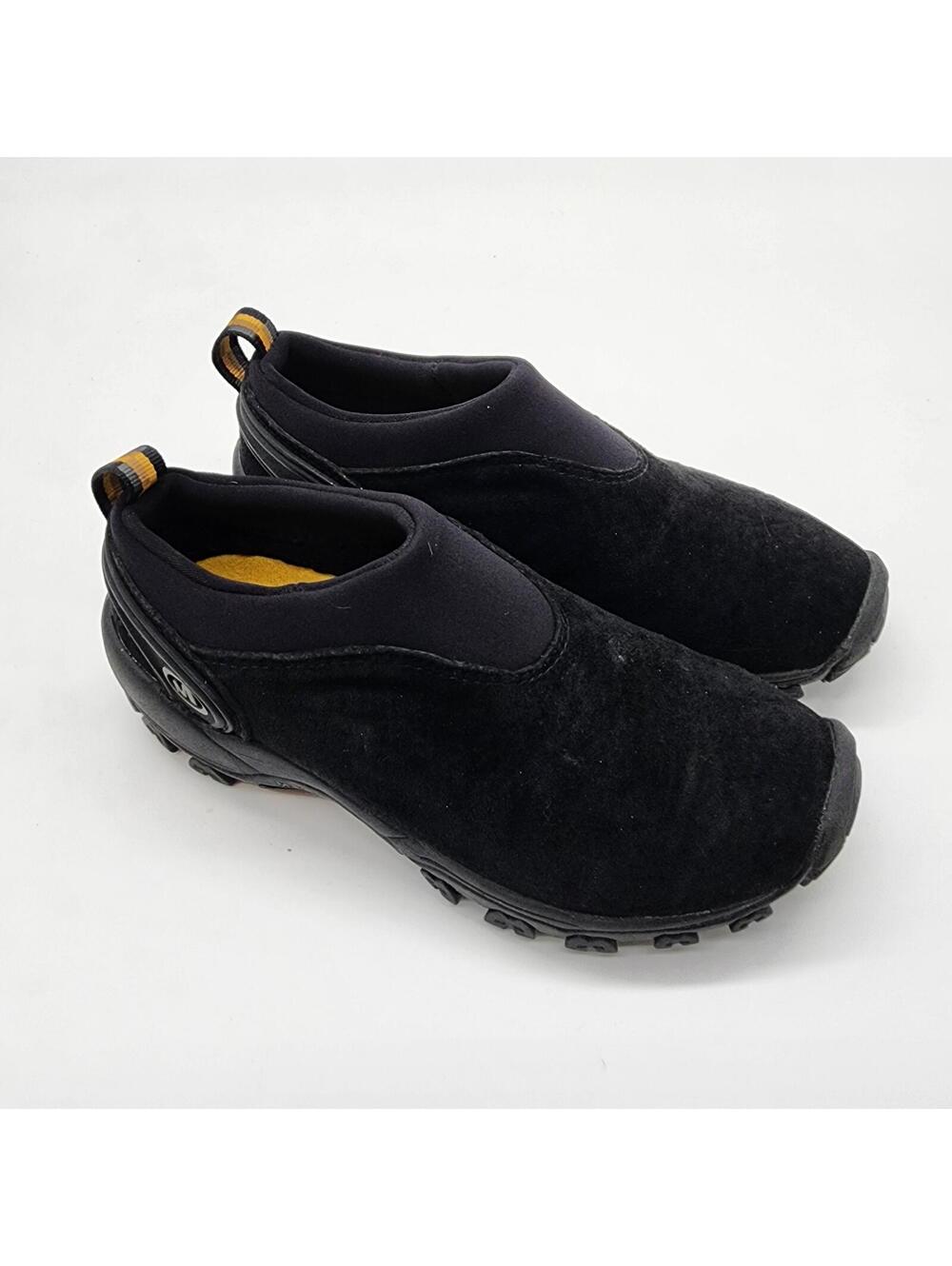 Merrell mog suede shoes Size 6 womans